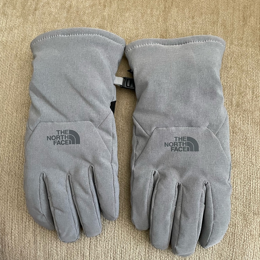 North Face gloves